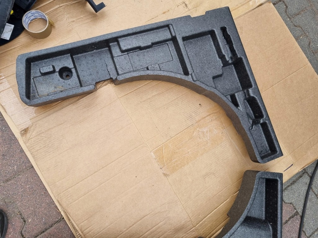 фото №1, Пена вкладыш багажника ford kuga mk3 lv4b-s310b17