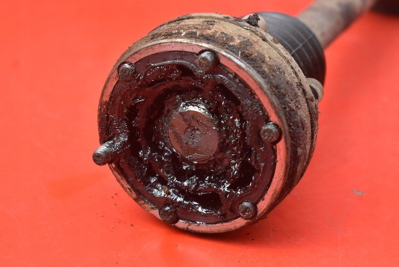 фото №4, Привідний вал ліва перед vw fox 1.2 6v 06r