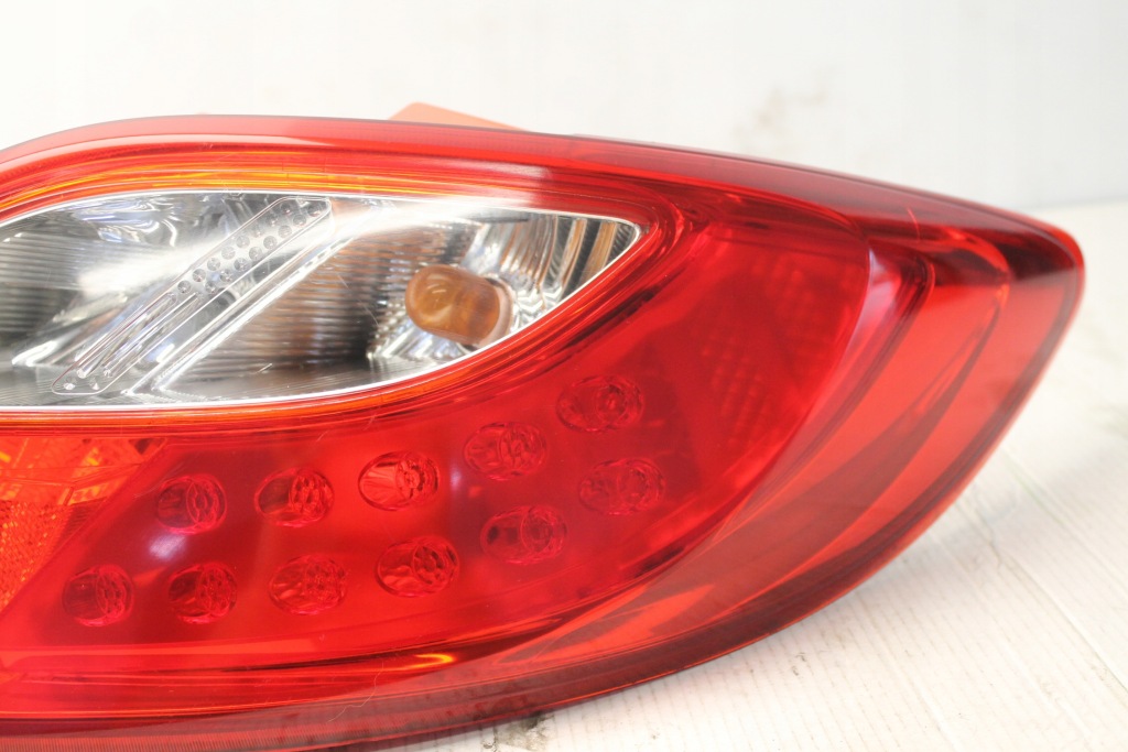 фото №3, Лампа задняя prway задняя mazda 2 de 2009