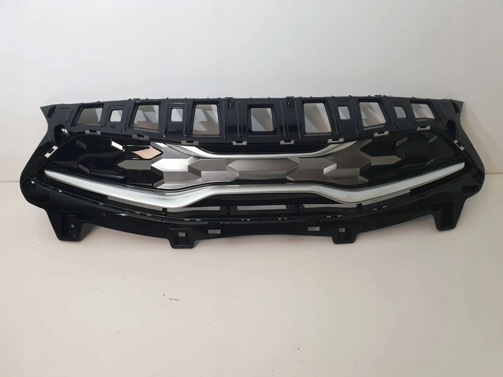 фото №1, Kia ceed iii решётка радиатора решётка радиатора 86350cr300