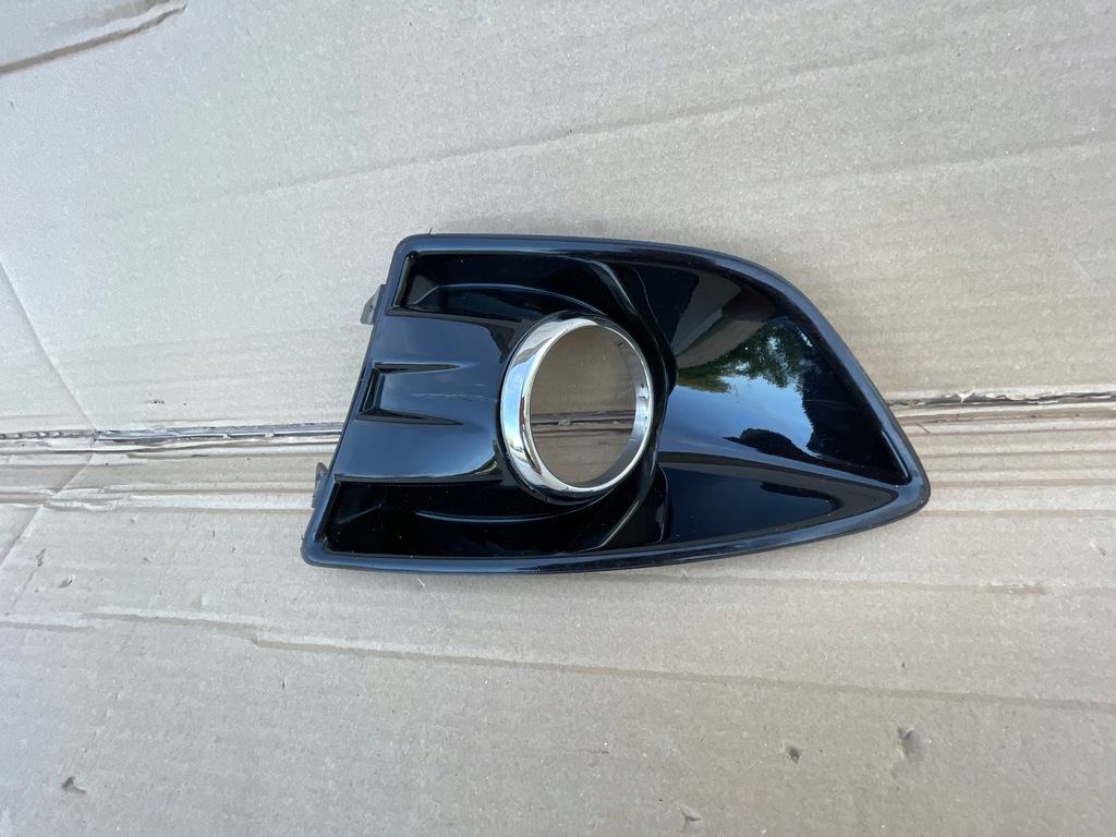 фото №1, Ford grand c-max mk2 ліва решітка бампера перед передня