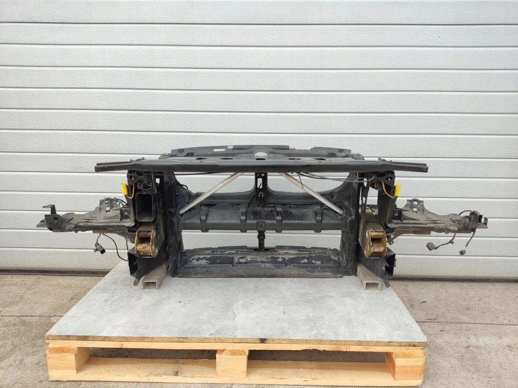 Комплект радіатор bmw 5 f10 7200781 3.0l бензиновий 2011 Зі Шроту