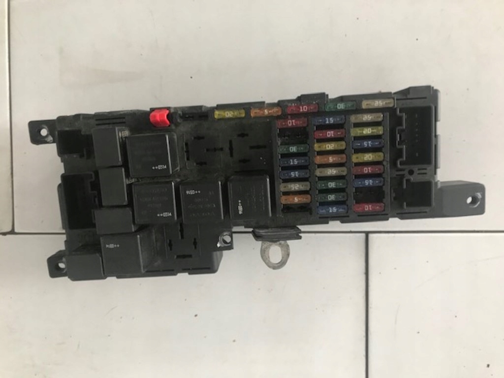 фото №1, Коробка предохранителей volvo xc90 2,9biturbo