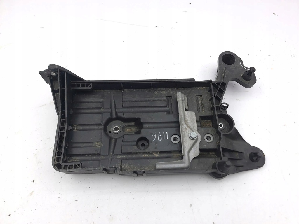 фото №1, Volkswagen t-roc 2022 полка аккумулятор