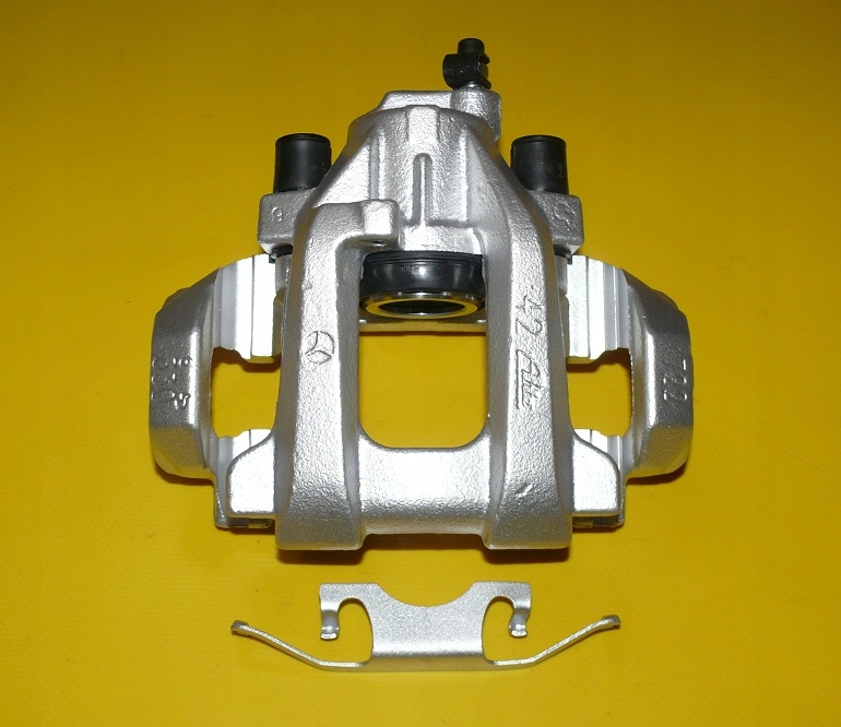 фото №1, Супорт лівий задня mercedes r-klasa w251 330/22 05r-