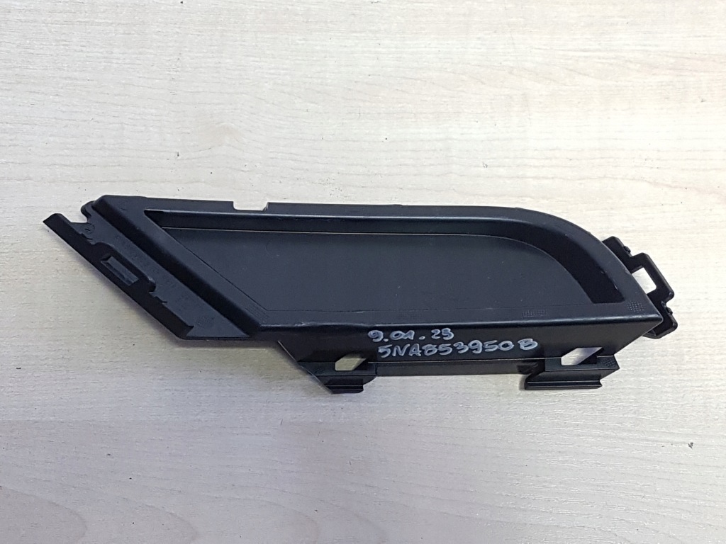 фото №1, Vw tiguan ii r-line решётка бампера 5na853950b