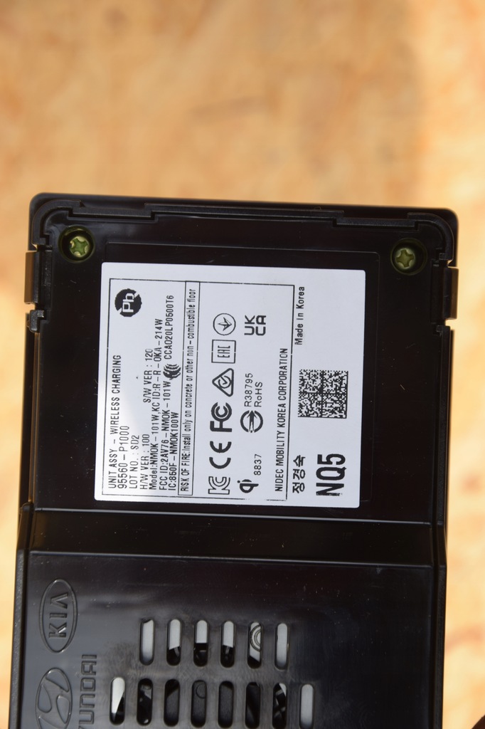 фото №6, Бардачок usb зарядний пристрій індукційна sportage v nq5 оригінал новий 95560-p1000