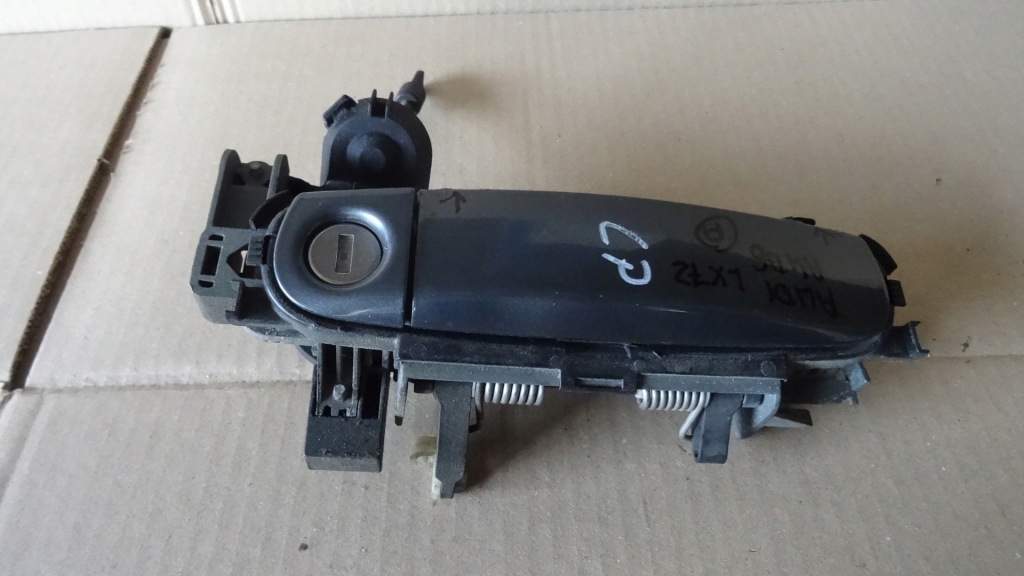 фото №3, Audi a4 b6 ручка левый перед lx7z