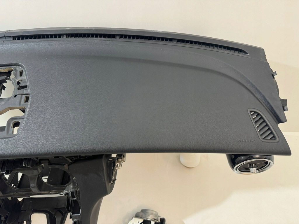 фото №5, Панель приладів консоль панель приладів mercedes c-klasa w205 kombi подушка безпеки orginał