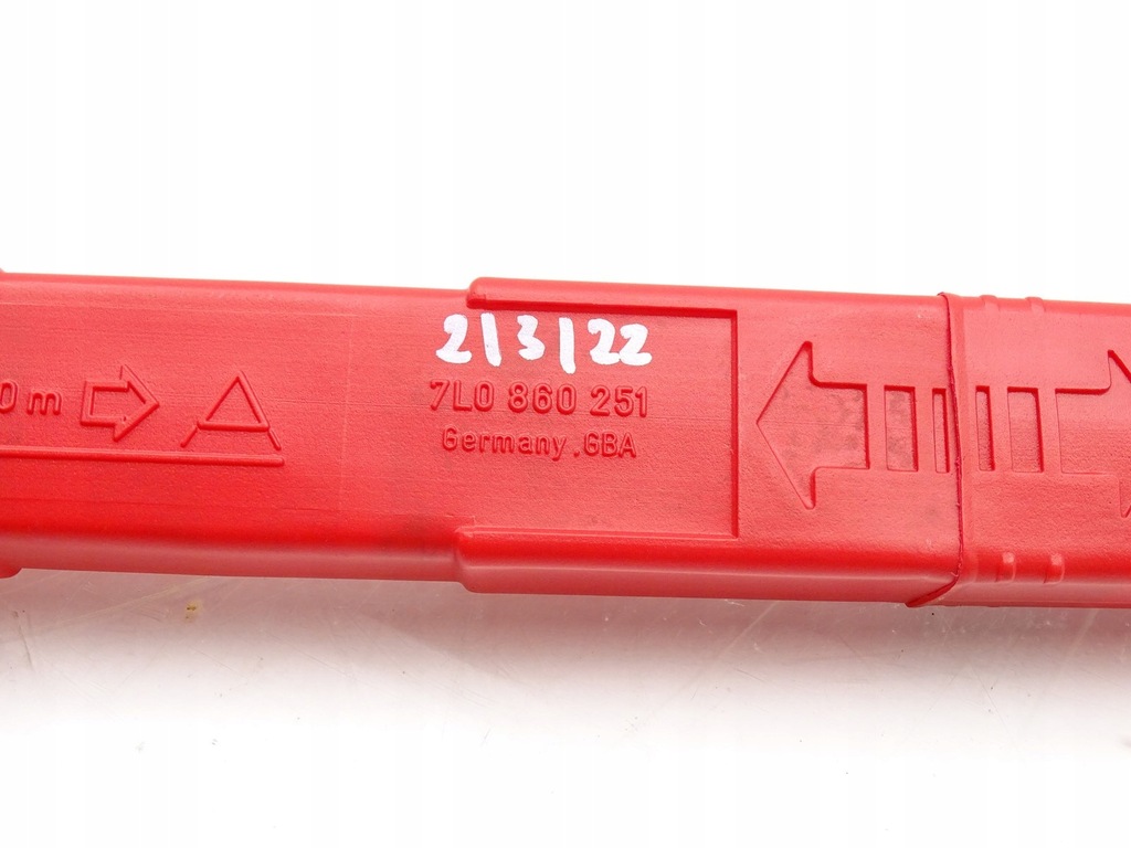 фото №8, Треугольник предупредительный audi q7 4l a6 c6 7l0860251