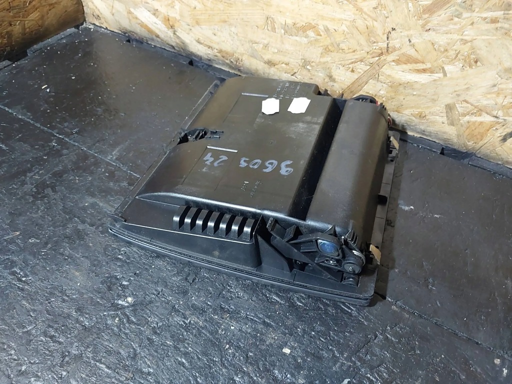 фото №12, Бардачок панелі приладової панелі volkswagen sharan 7m3857919e