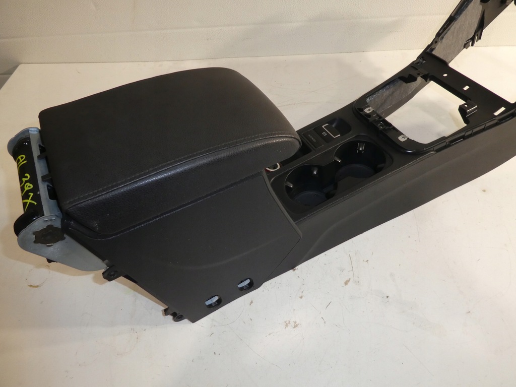 фото №7, Туннель подлокотник vw sharan alhambra 7n0864251