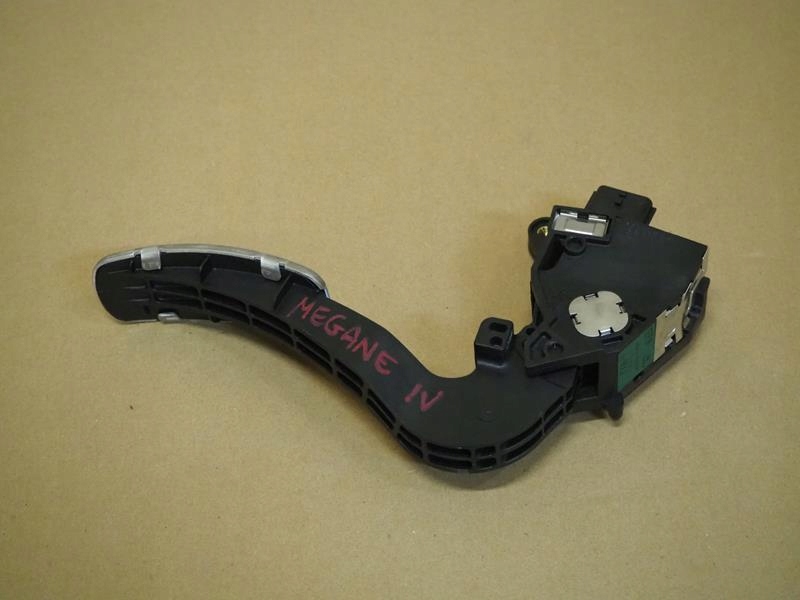 фото №2, Педаль газу r megane iv