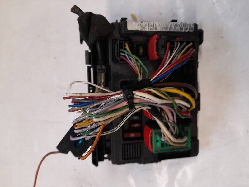 фото №1, Модуль предохранителей peugeot 206