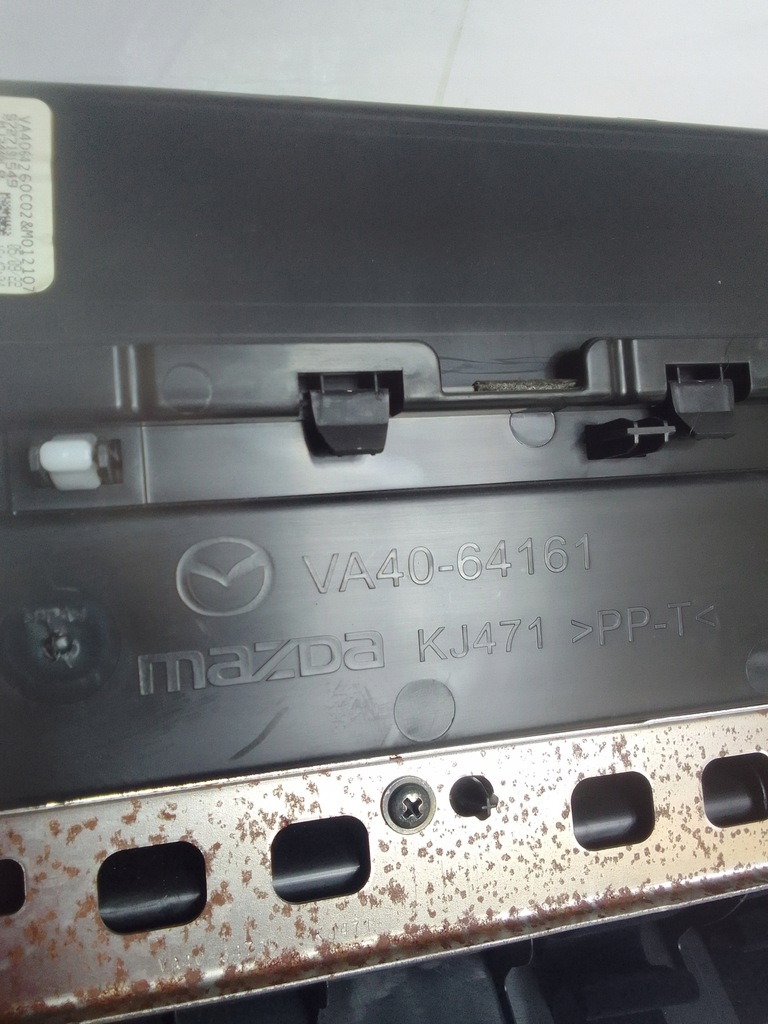 фото №10, Mazda cx50 23- бардачок пасажира va40-64111 usa