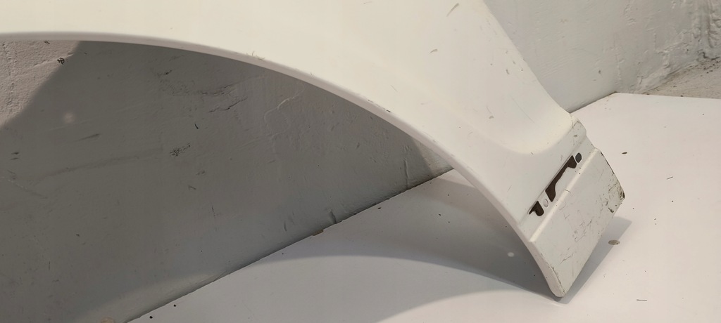 фото №16, Крыло левый перед bentley flying spur 05-13