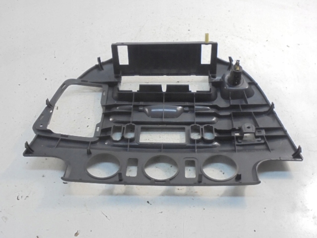 Mercedes sprinter i панель  рамка радио панель отопления рестайлинг  a9016893208 Цена