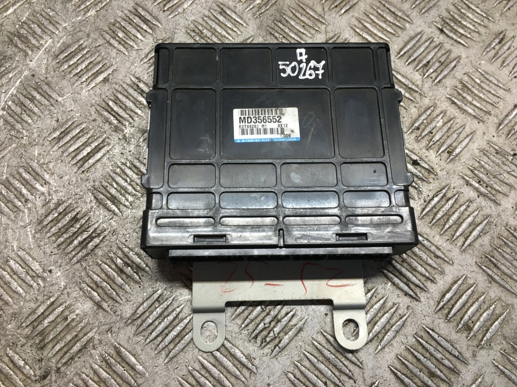 фото №1, Colt v 1.3 блок управления двигателя md356552