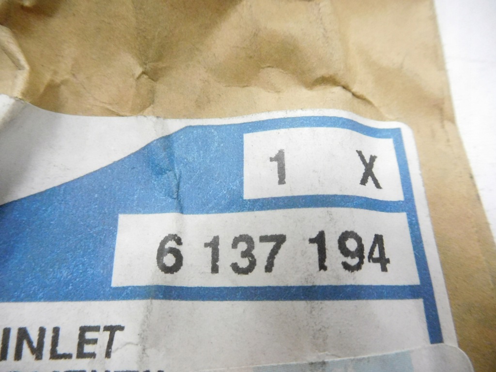 Клапан впускний  hl14 ford escort sierra fiesta оригінальний номер 6137194 Зі Шроту