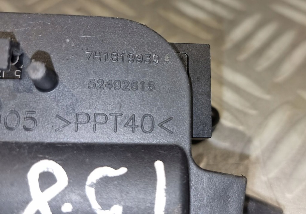 фото №12, Vw multivan transporter t5 моторчик крышка обдув отопителя 7h1907511 a