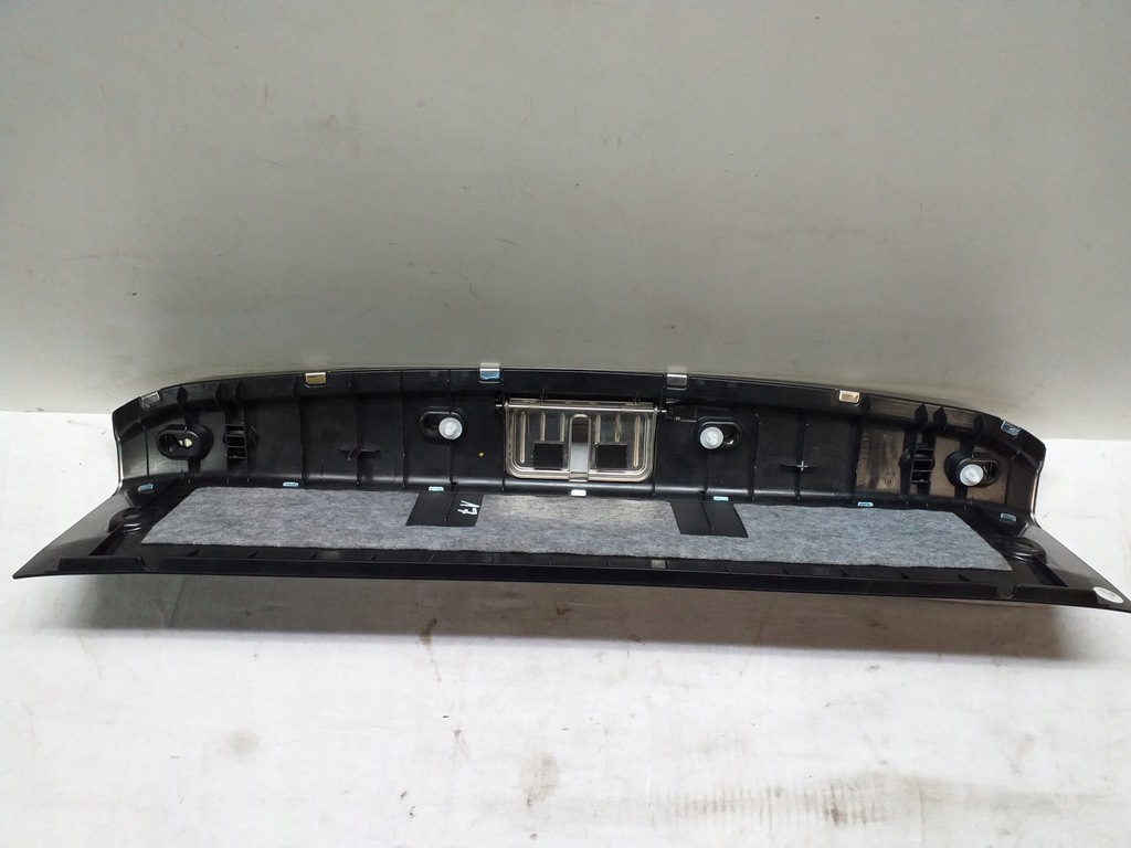 фото №6, Idealna защита крышки багажника mercedes w217 1