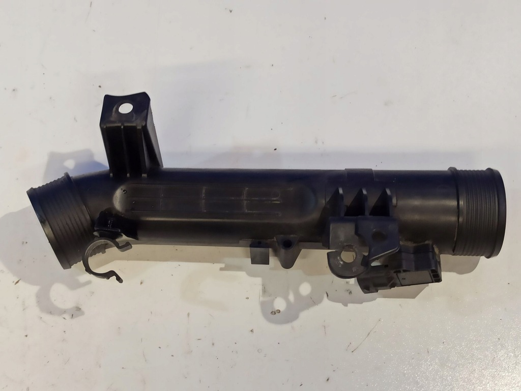 фото №5, Volvo v60 2015 патрубок / труба інтеркулер