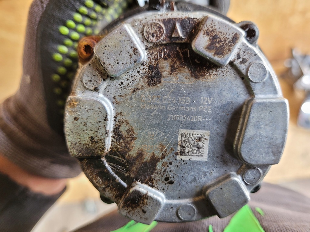 фото №5, Помпа wody renault 210105430r