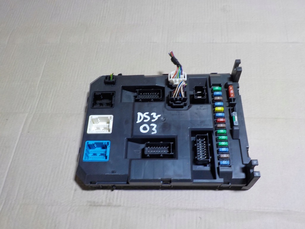 Купить Citroen ds3 модуль bsi 22661f01