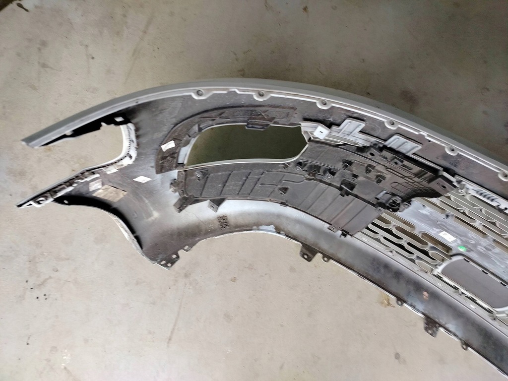 фото №13, Hyundai staria 21- бампер перед передній