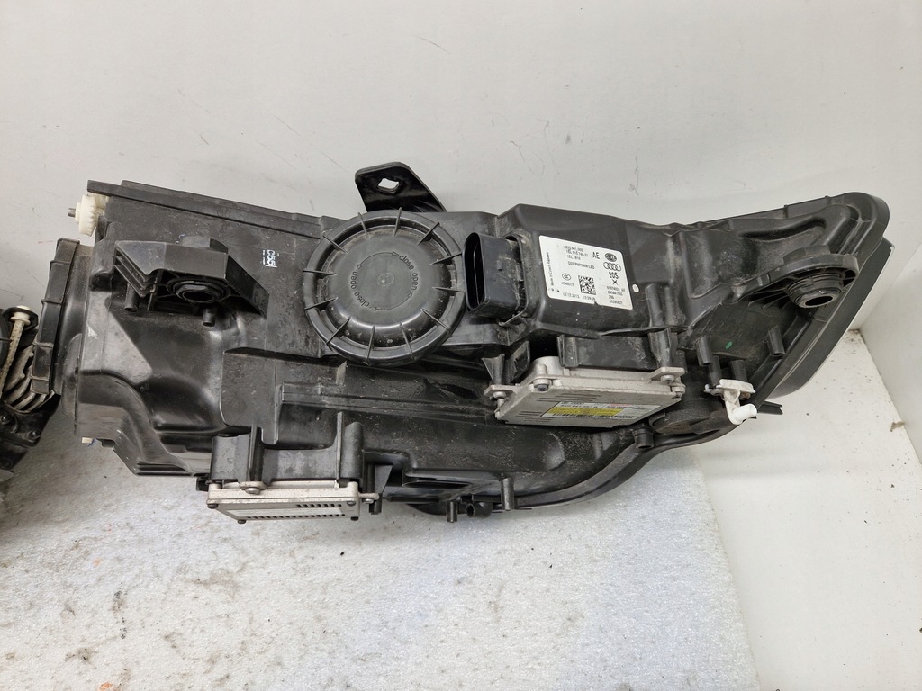 фото №8, Комплект лампа audi a3 8v права ліва демонтаж повний 8v0941005 8v0941006