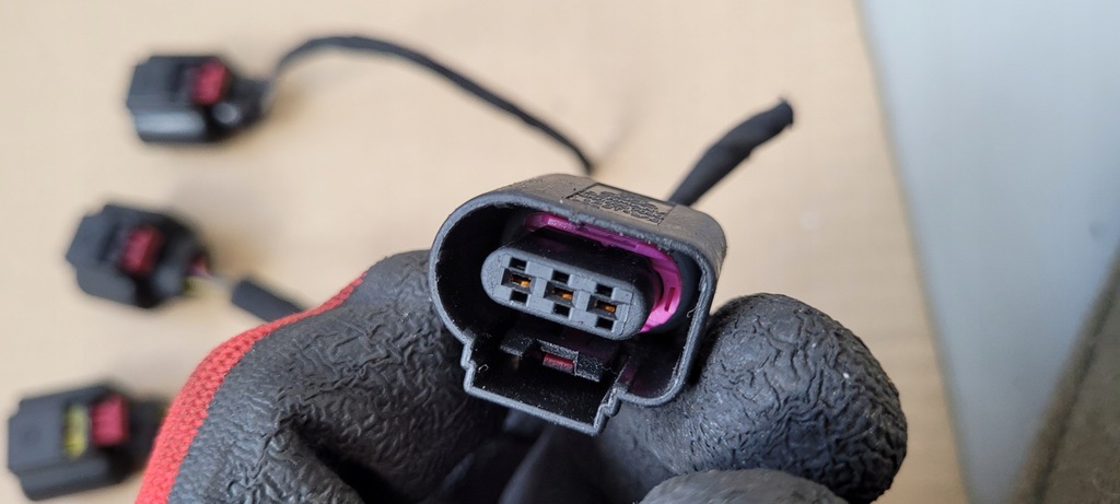 фото №7, A5 8w штекер колодка соединитель 8k0973703g a4 b9 8w q5 a6 c7