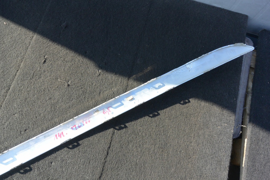 фото №8, Молдинг бампера задня хром mercedes gle w166