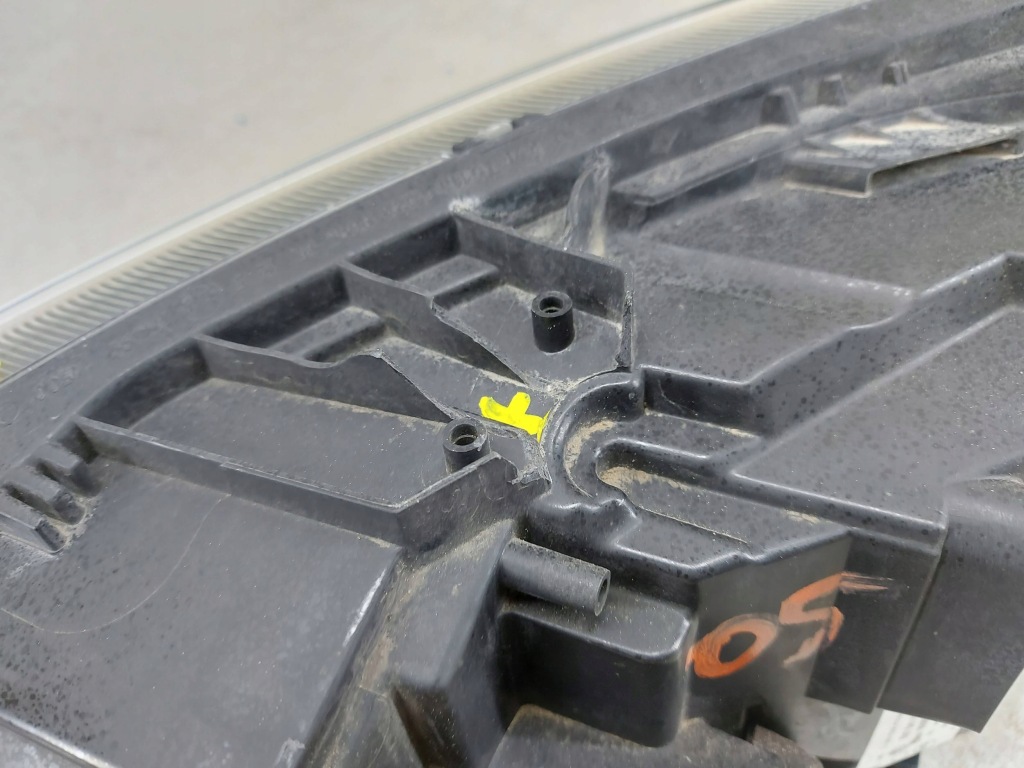 фото №6, Skoda fabia 3 iii 6v1 14-17 правая лампа передняя перед фара