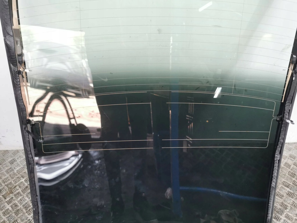 фото №15, Tesla model 3 2022 скляний люк