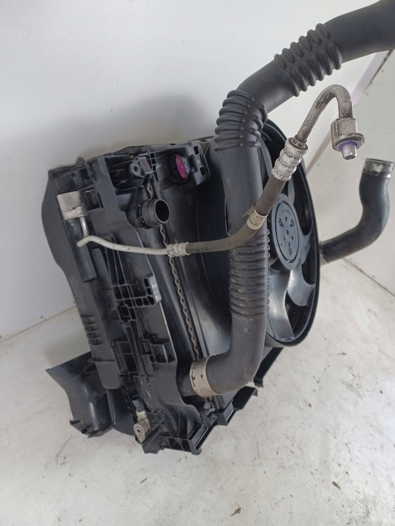 фото №10, Mercedes c w205 205 комплект радиатор радиатор 0995000454 0995002400