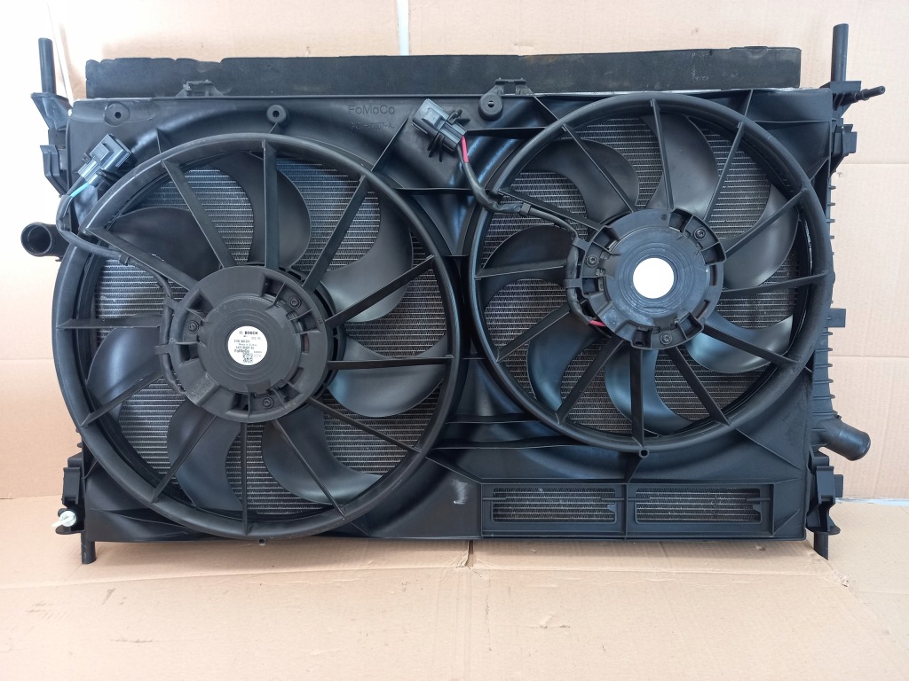 Купити Комплект радіатор вентилятори ford transit custom 2.0 tdci автоматична коробка передач 2015-