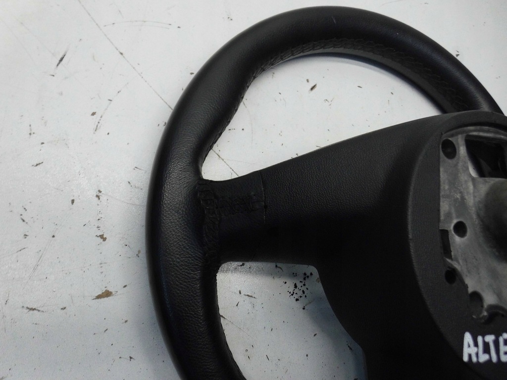 фото №10, Воздуховод leon ii altea xl toledo iii кожа multi