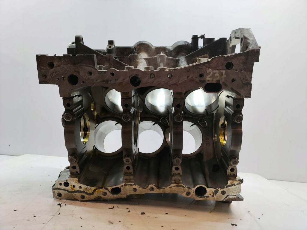 Блок двигуна 3.2 pentastar jeep cherokee v 2014- Оригінал