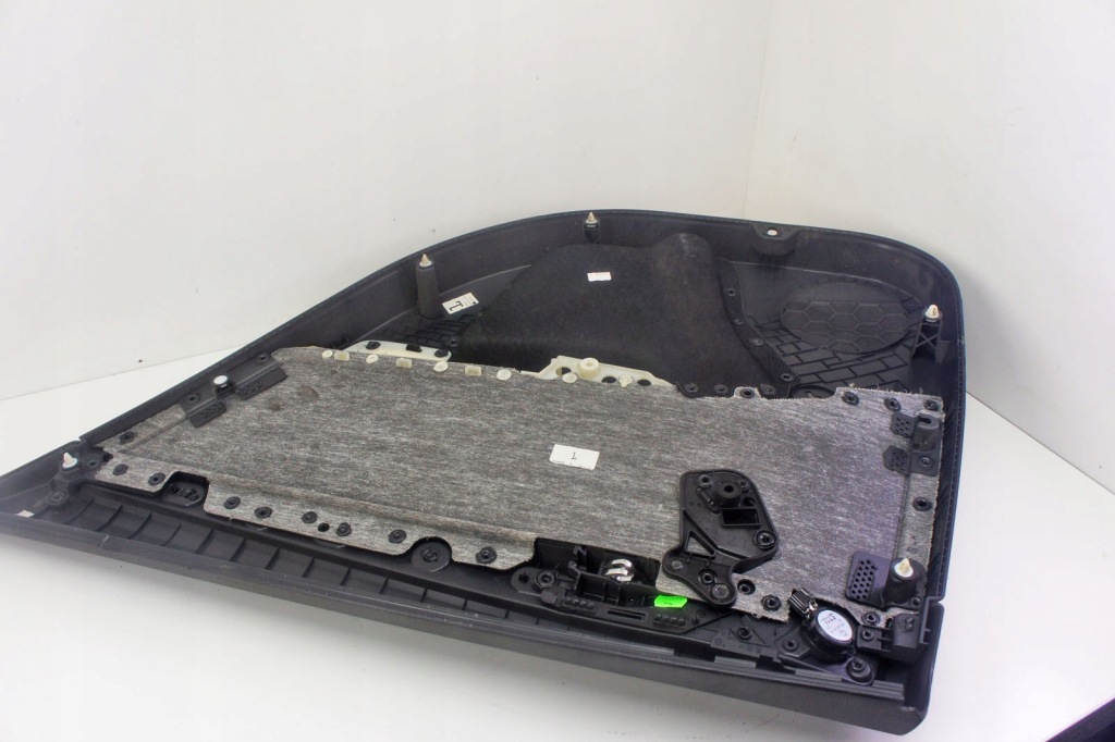 фото №7, Nz149 skoda octavia iii обшивка дверь левый задняя универсал