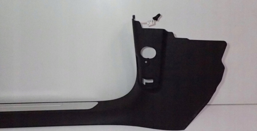 Накладка порог левое  перед audi a8 d4 4h 4h1867271f Киев