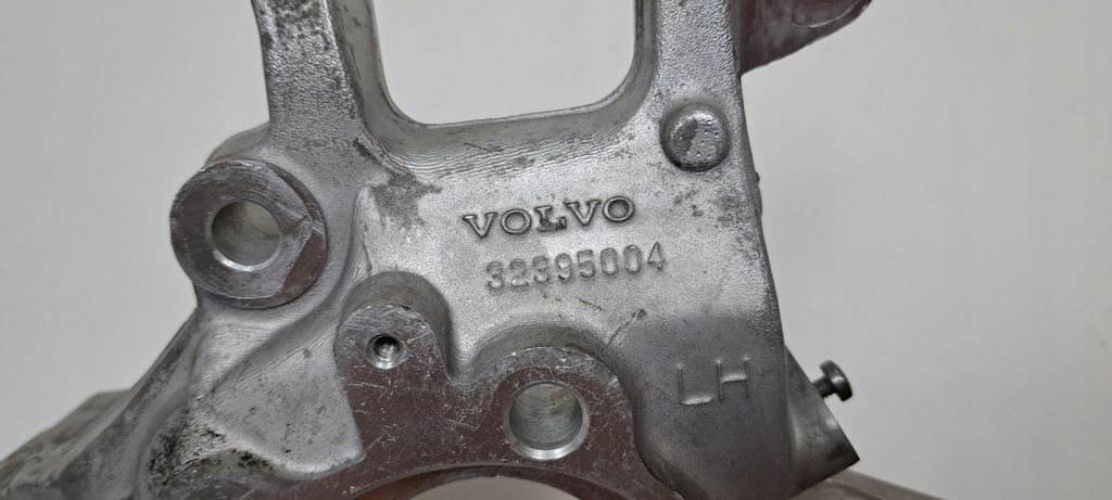 фото №9, Volvo xc-60 xc-90 поворотний кулак лівий задня 32395004