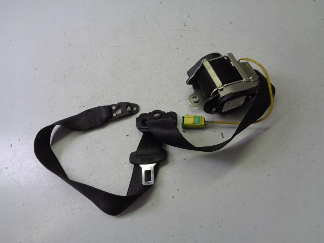 Купити Ремінь безпеки правий перед porsche cayenne ii 2010-2017