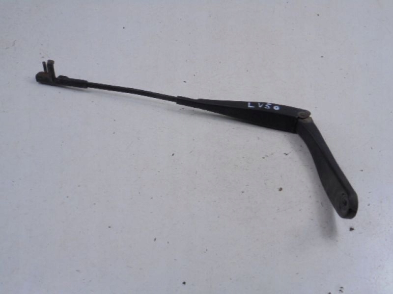фото №13, Volvo v50 рычаг дворники перед левая 30698249