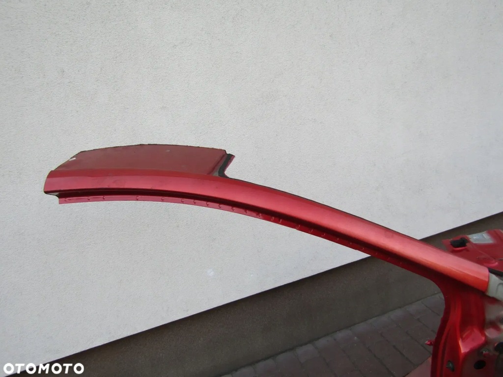 Купити Renault clio iv стійку  даховий правий перед 12 17r