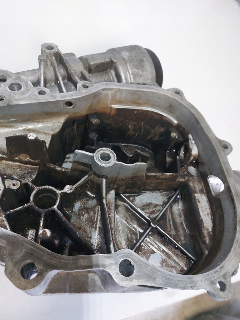 фото №15, Vw seat 1.4 tsi cax корпус розподільного валу 03c109211