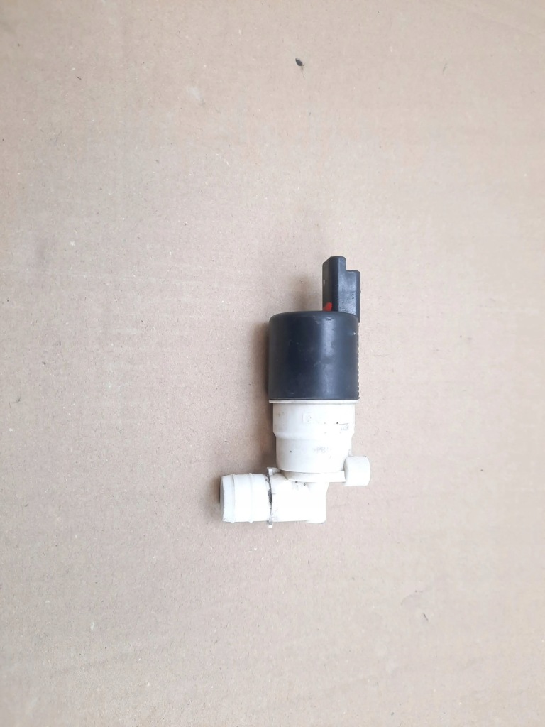 Купити 2008 peugeot partner помпа розпилювача 9632964980