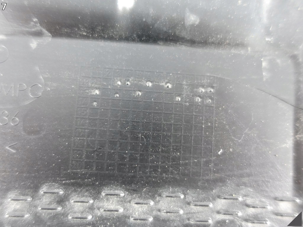 фото №8, Audi a8 s8 d4 4h0 lift 09-17 жабо накладка заглушка праве 4h0819336