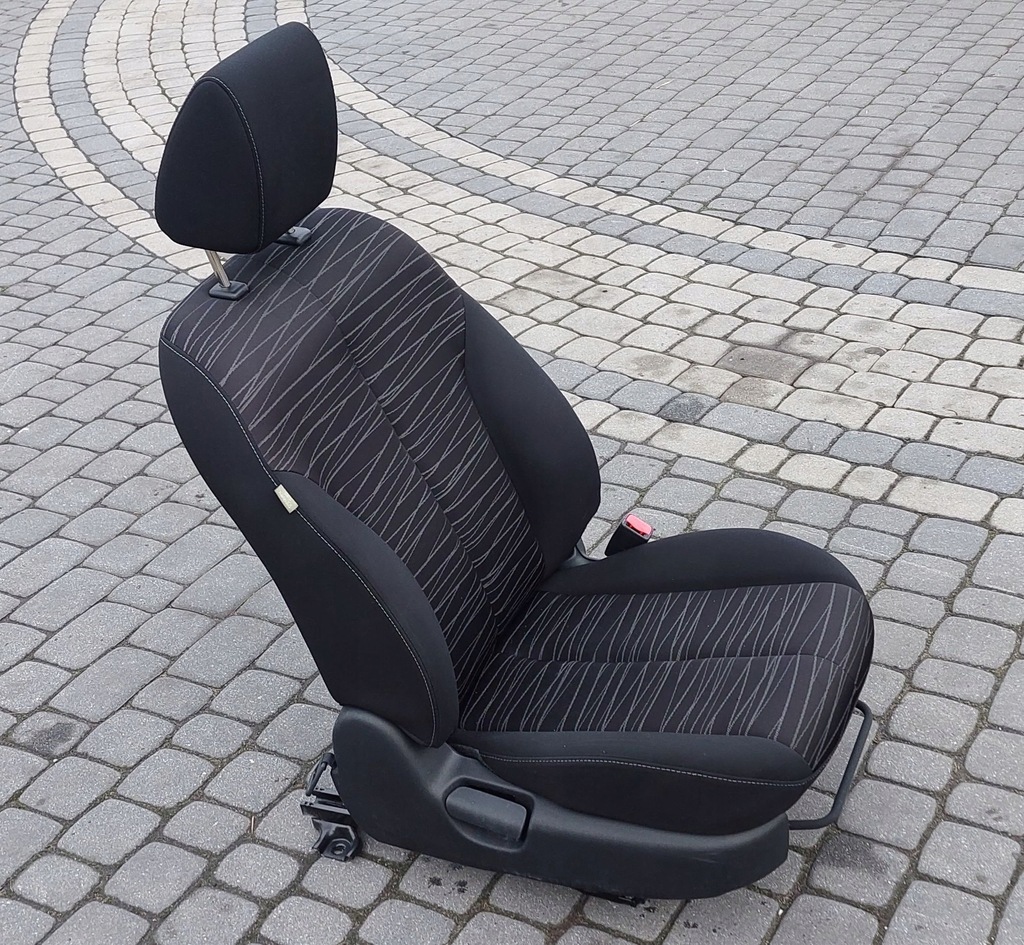 фото №5, Сидіння перед правий mazda 2