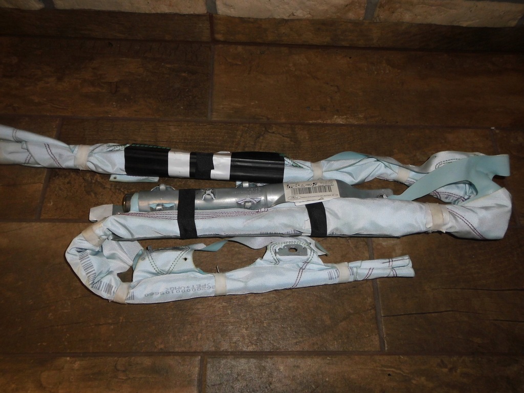 фото №1, Ford ka plus шторка безопасности правая ремонт