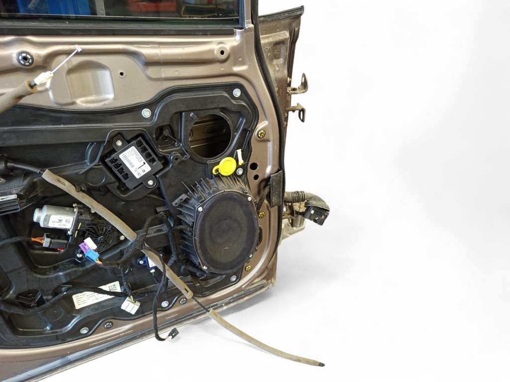 фото №11, Chrysler pacifica 68316561ac левая сторона дверь передние